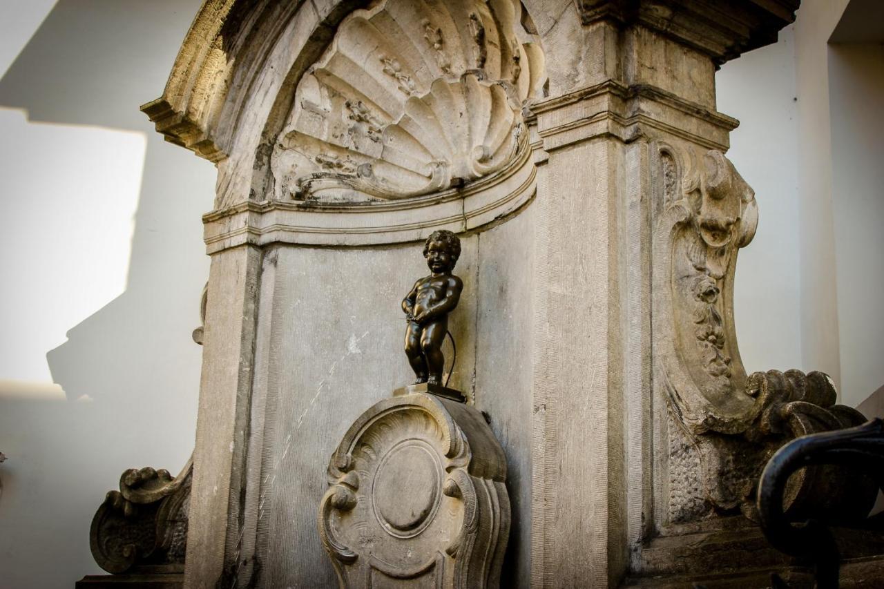 Aris Grand Place